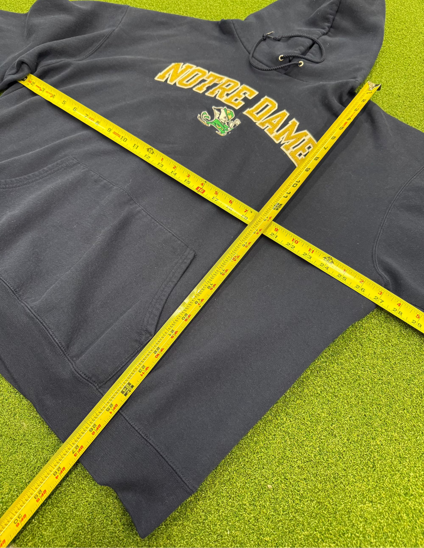 Vintage Champion Notre Dame Fighting Irish Embroidered Hoodie Sweatshirt